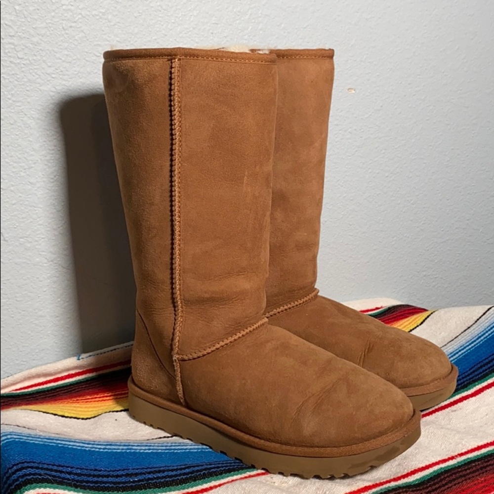 UGG Tall Classic Boots size 8